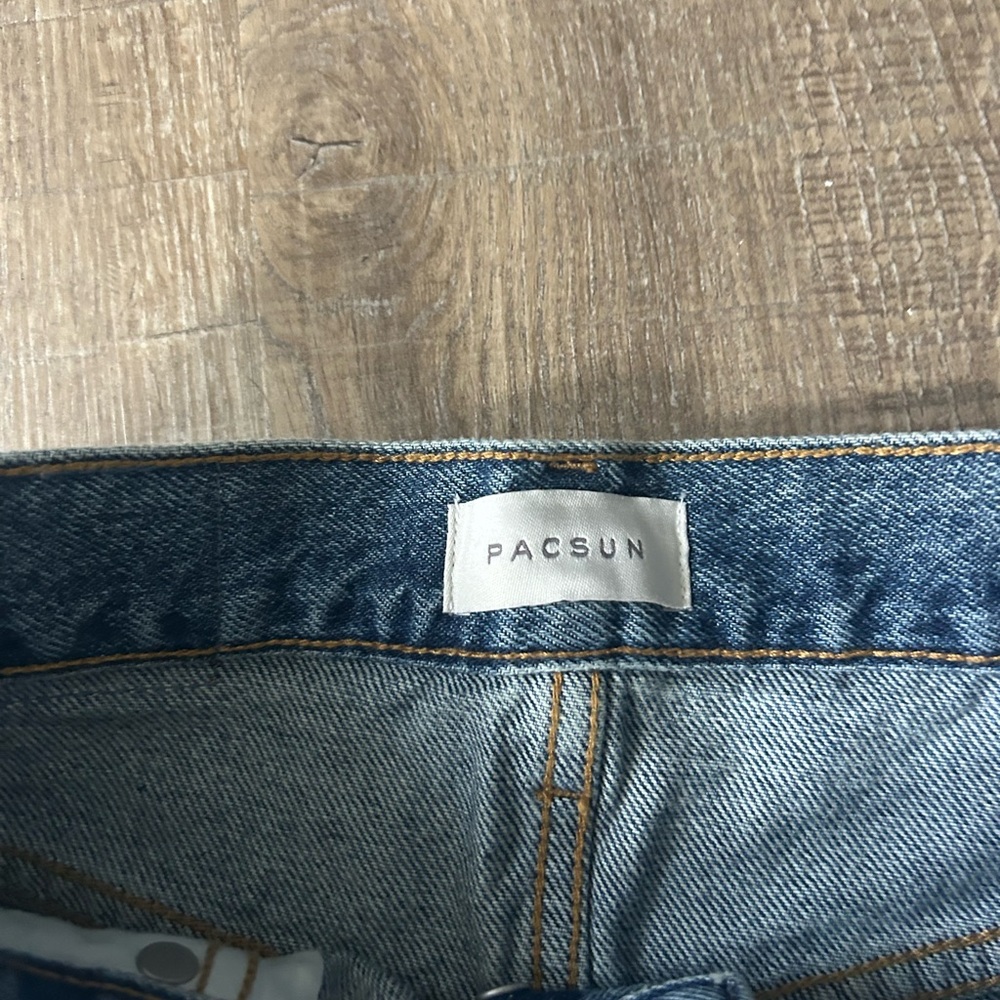 PacSun Distressed Jean Shorts - Picture 2 of 3